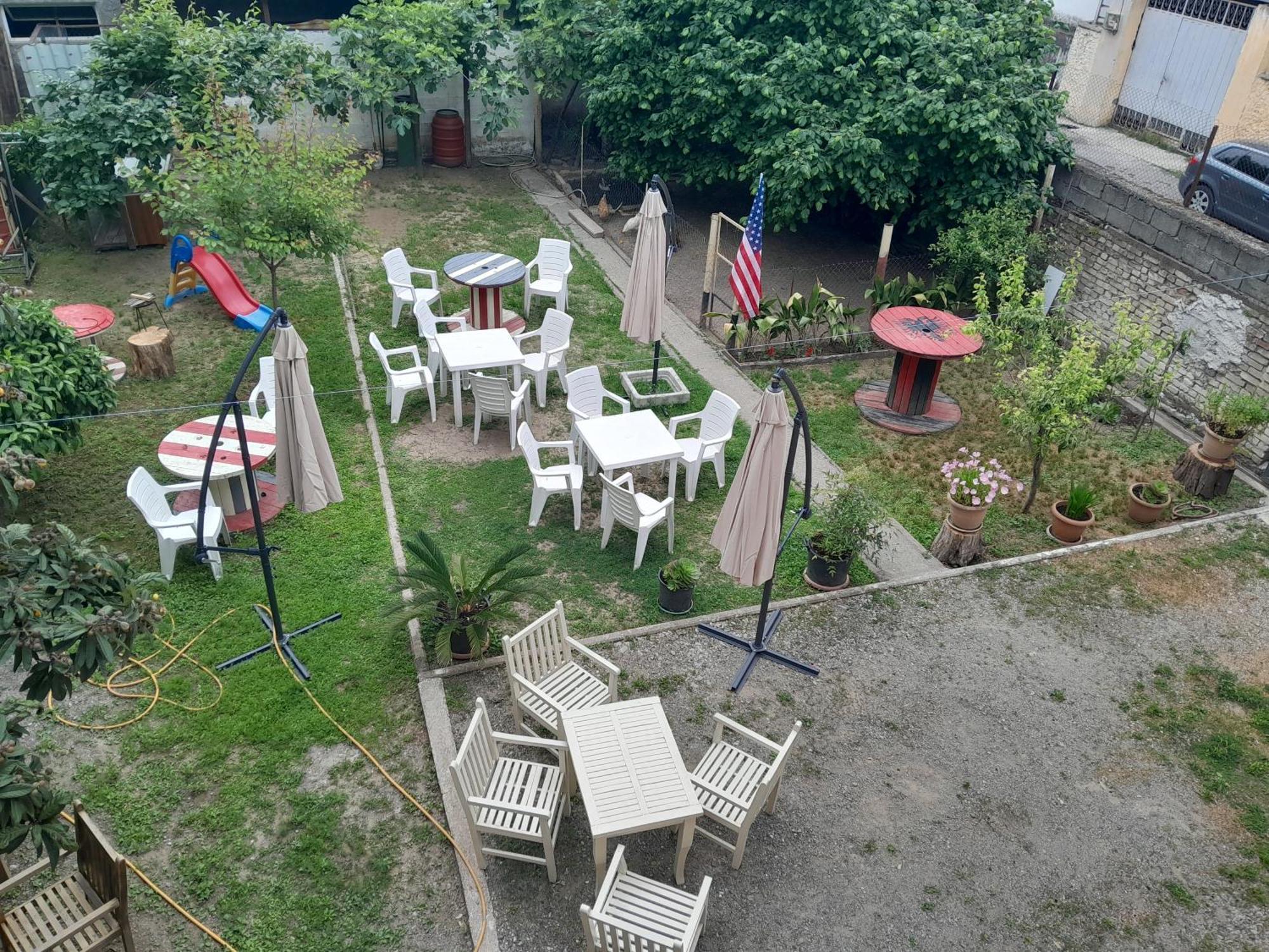 Blissful Hostel Shkodra Exterior foto
